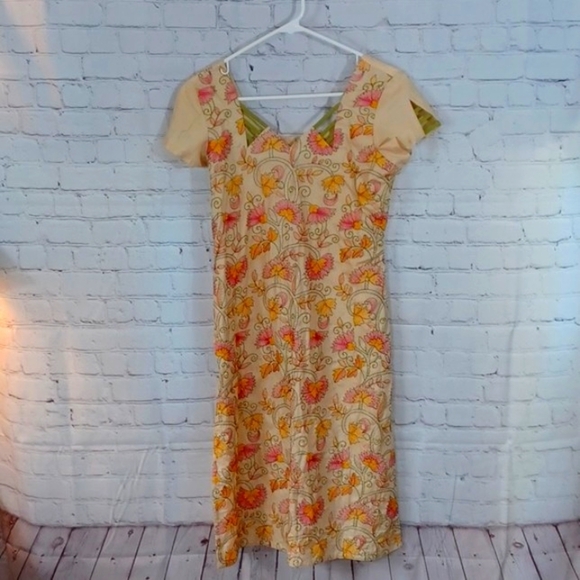 Womans Vintage Hand Made  Silk Asian  Style 60,s  Embroidery Dress S - Picture 1 of 10